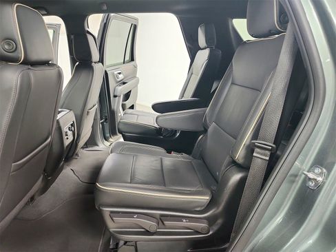 Used 2024 Chevrolet Tahoe Premier image 36
