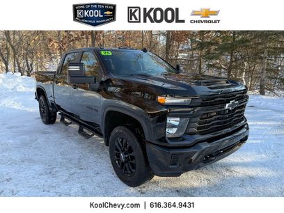 Used 2025 Chevrolet Silverado 2500 Custom w/ Custom Value Package