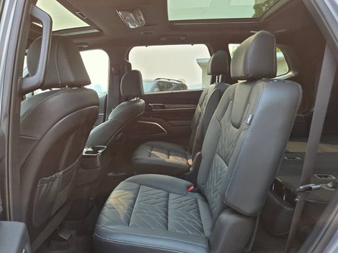 Certified 2024 Kia Telluride SX X-Line AWD/4WD image 16