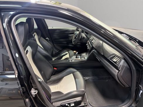 Used 2018 BMW M3 CS w/ Executive Package RWD image 18