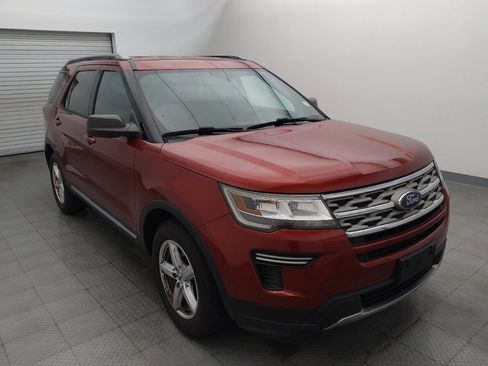 Used 2018 Ford Explorer XLT FWD image 13