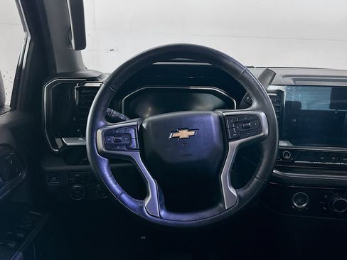 Used 2022 Chevrolet Silverado 1500 LT image 17