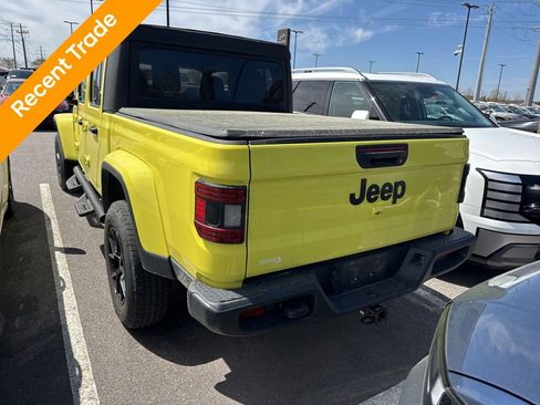 Used 2023 Jeep Gladiator Sport image 4