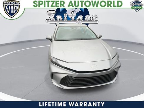 New 2026 Toyota Camry Hybrid image 3