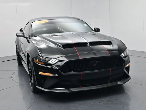 Used 2019 Ford Mustang GT Premium w/ GT Performance Package RWD image 2