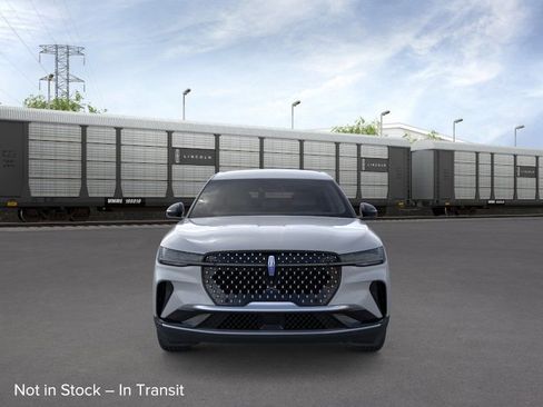 New 2026 Lincoln Nautilus Premier AWD/4WD image 6