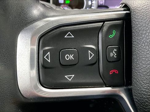 Used 2021 RAM 1500 Laramie image 12