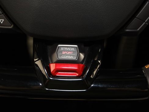 Used 2022 Lamborghini Huracan EVO image 53