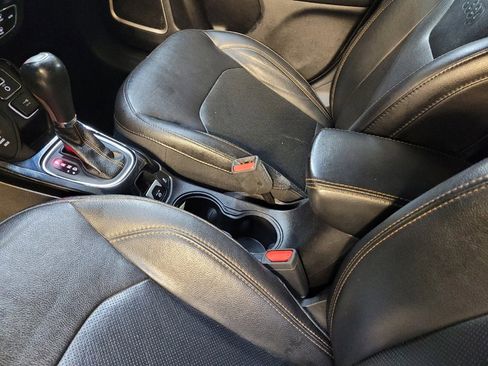 Used 2019 Jeep Compass Limited AWD/4WD image 26