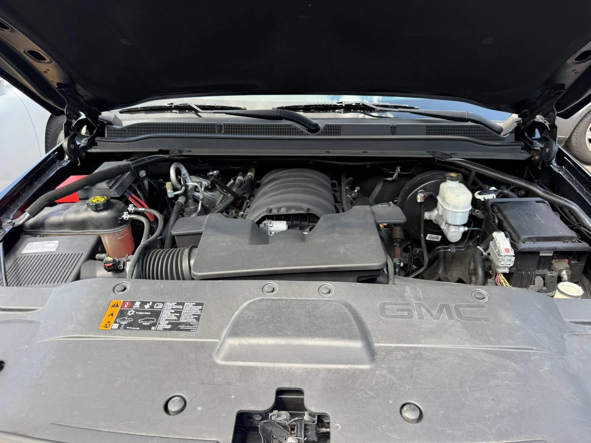 Used 2019 GMC Yukon SLT RWD image 24