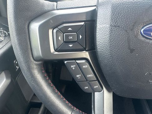 Used 2020 Ford F150 XLT w/ Equipment Group 302A Luxury AWD/4WD image 22