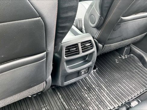 Used 2023 Honda Passport TrailSport image 10