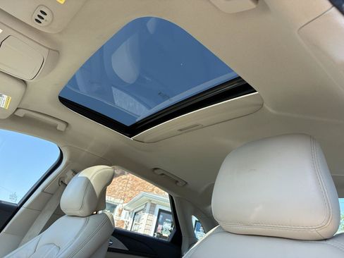 Used 2018 Lincoln MKZ Select w/ Select Plus Package FWD image 16