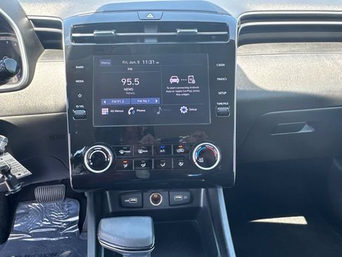 Used 2022 Hyundai Tucson SE FWD image 28