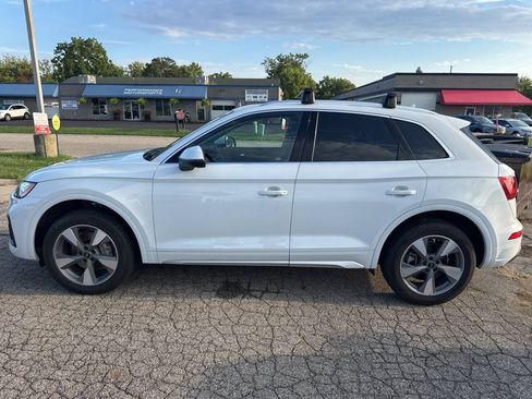 Used 2022 Audi Q5 2.0T Premium Plus AWD/4WD image 2