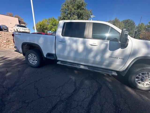 Used 2024 Chevrolet Silverado 3500 LT AWD/4WD image 8