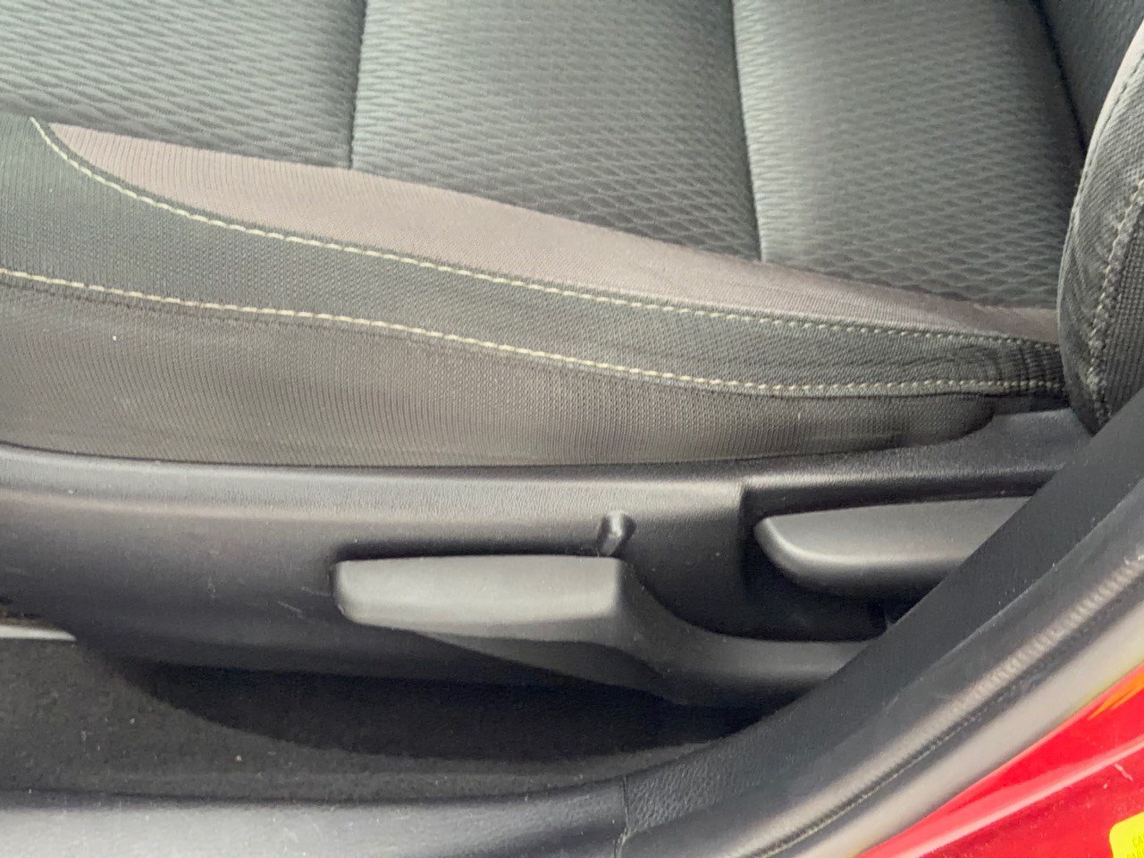 Used 2017 Toyota Corolla LE FWD image 16