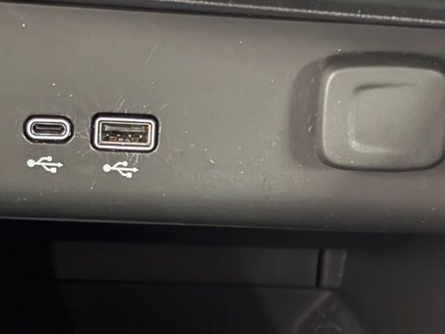 Used 2025 Buick Encore GX Preferred FWD image 31