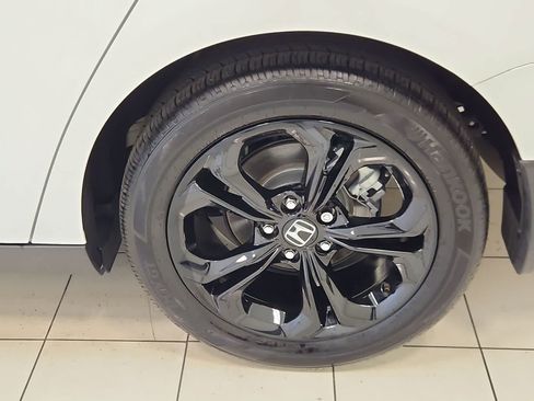 Certified 2025 Honda Accord SE image 23