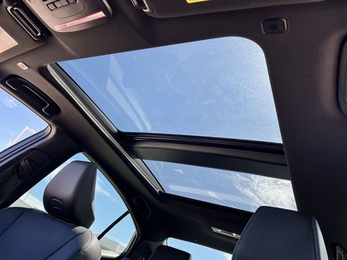 Used 2025 Toyota Camry XSE w/ Premium Package image 22