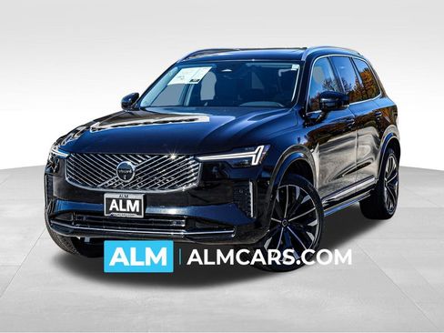 Used 2025 Volvo XC90 B6 Plus image 1