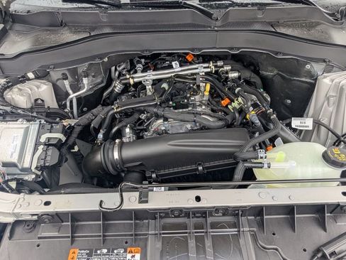 New 2026 Ford Explorer Active AWD/4WD image 32
