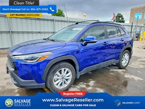 Used 2024 Toyota Corolla Cross LE FWD image 1