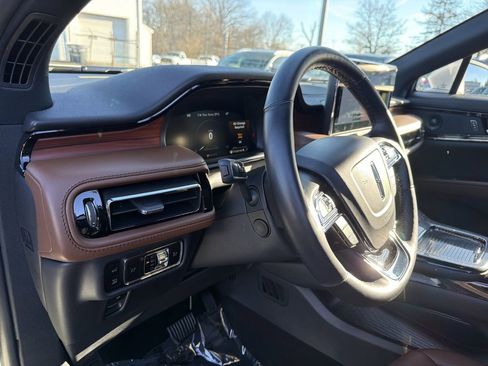 Certified 2023 Lincoln Nautilus Reserve w/ Equipment Group 201A image 20