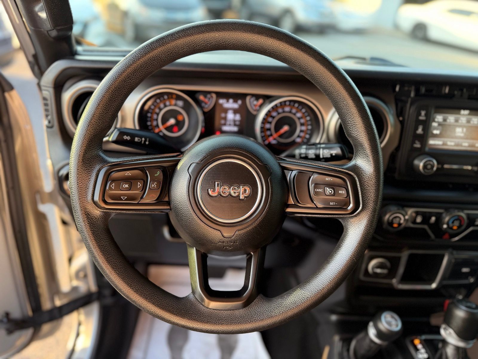 Used 2018 Jeep Wrangler Unlimited Sport AWD/4WD image 16