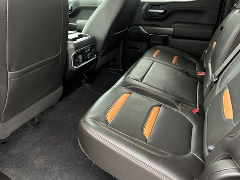 Used 2020 GMC Sierra 1500 AT4 w/ AT4 Premium Package image 12