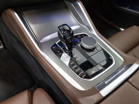 Used 2020 BMW X6 M50i image 20