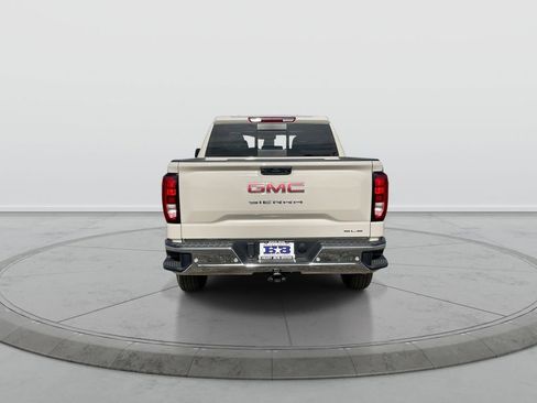 New 2026 GMC Sierra 1500 SLE w/ Preferred Package AWD/4WD image 7