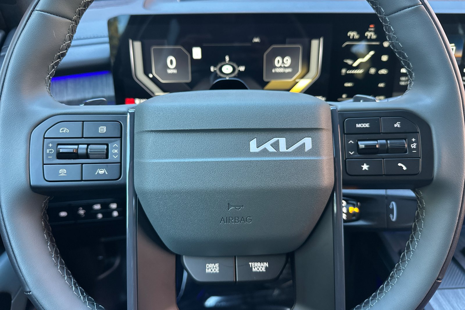 Certified 2027 Kia Telluride SX Prestige X-Line w/ Towing Package AWD/4WD image 24