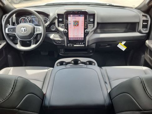 New 2026 RAM 2500 Tradesman AWD/4WD image 18