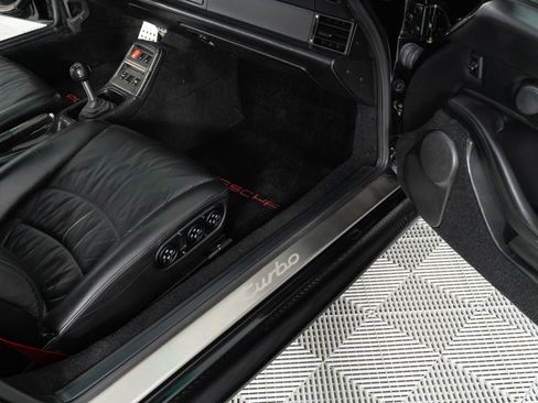 Used 1996 Porsche 911 Turbo RWD image 18