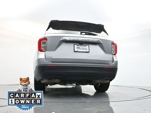 Used 2022 Ford Explorer XLT RWD image 32