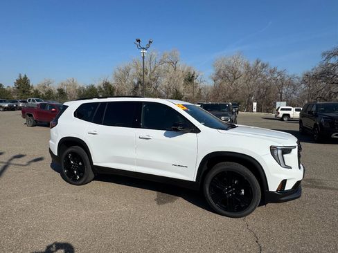 New 2025 GMC Acadia Elevation w/ Black Edition image 8