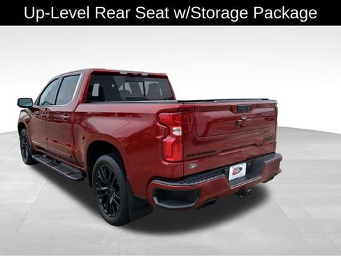Certified 2022 Chevrolet Silverado 1500 High Country w/ Technology Package image 4