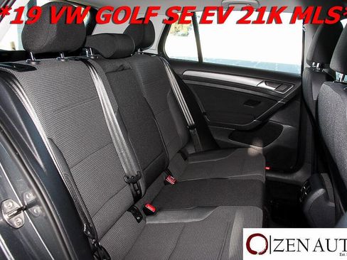 Used 2019 Volkswagen e-Golf SE w/ Driver Assistance Package image 31