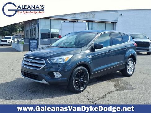 Used 2019 Ford Escape SE AWD/4WD image 1