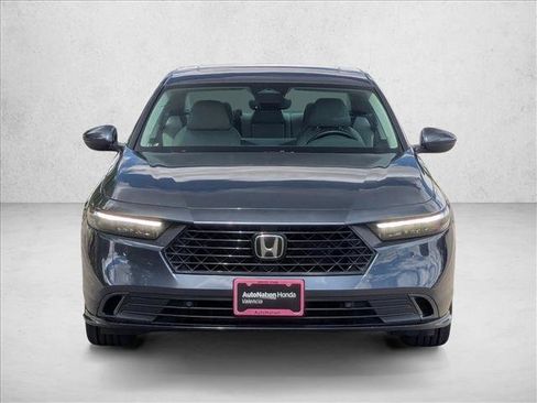 Used 2023 Honda Accord EX-L image 2