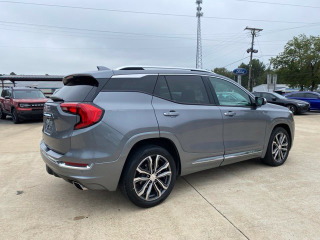 Used 2018 GMC Terrain Denali w/ Advanced Safety Package FWD image 9