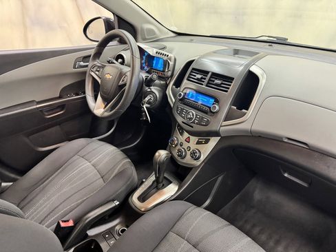 Used 2013 Chevrolet Sonic LT image 24