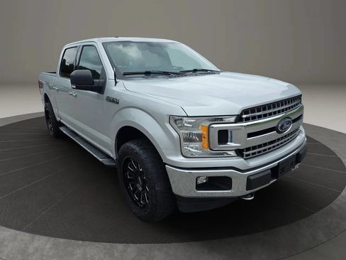 Used 2018 Ford F150 XLT w/ Equipment Group 302A Luxury AWD/4WD image 7