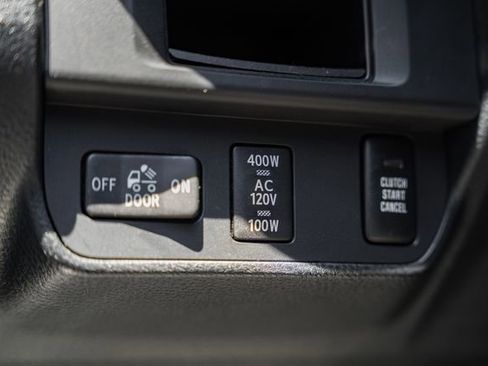 Used 2016 Toyota Tacoma TRD Sport w/ Premium & Technology Package AWD/4WD image 45