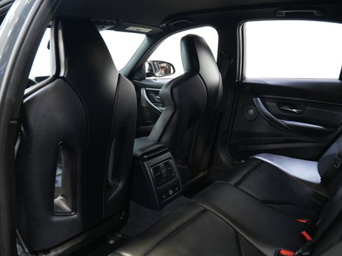 Used 2018 BMW M3 image 38