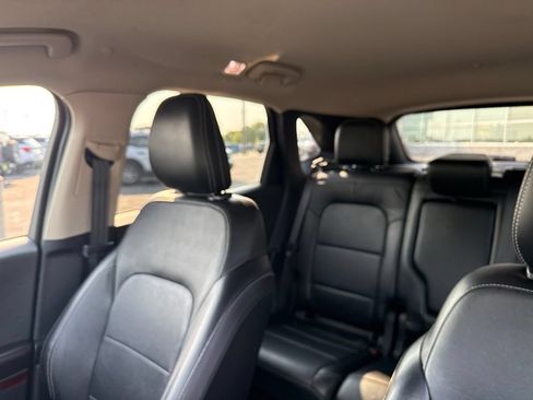 Used 2020 Ford Escape Titanium AWD/4WD image 26