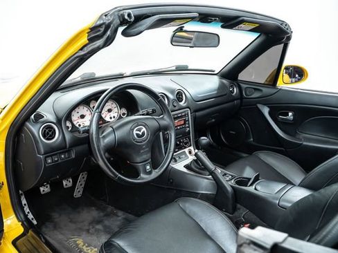 Used 2002 MAZDA MX-5 Miata SE image 21