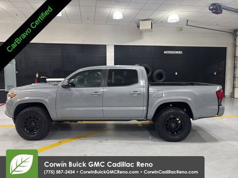 Used 2019 Toyota Tacoma TRD Sport AWD/4WD image 4