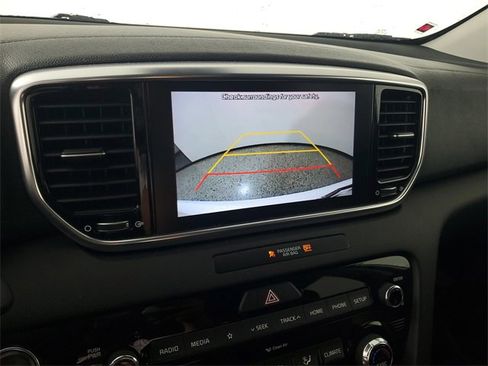 Used 2022 Kia Sportage EX image 29